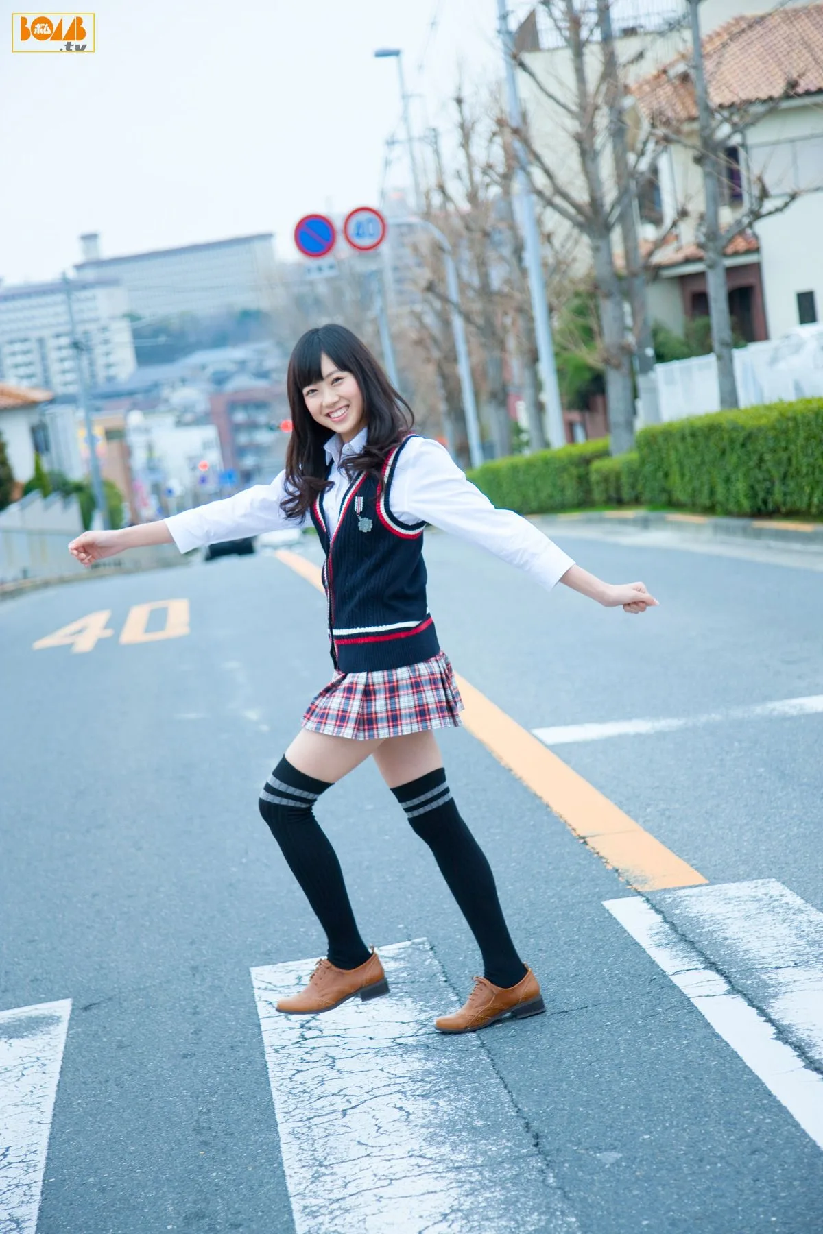 Bom.TVNhóm nhạc nữ NMB48, tháng 4 năm 2011 - 5