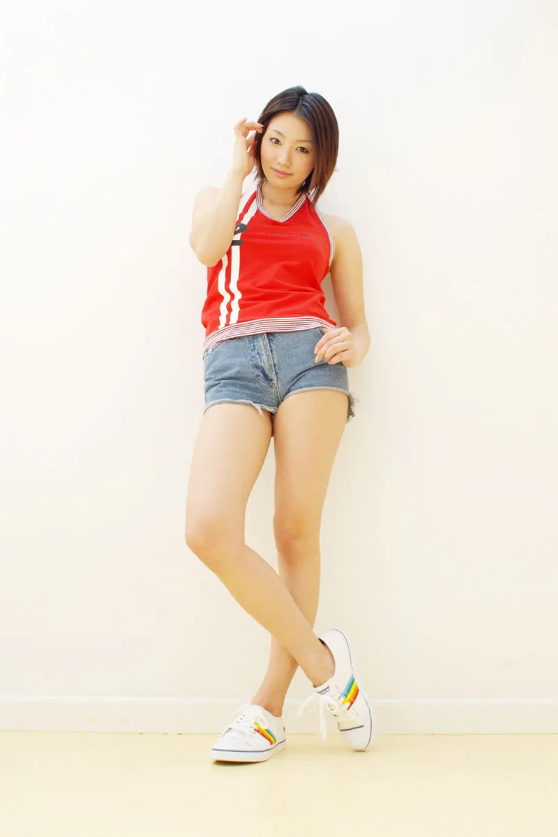 [Dành cho bên] Album ảnh Manabe Kaori/Manabe Kaori "amuse" - 9