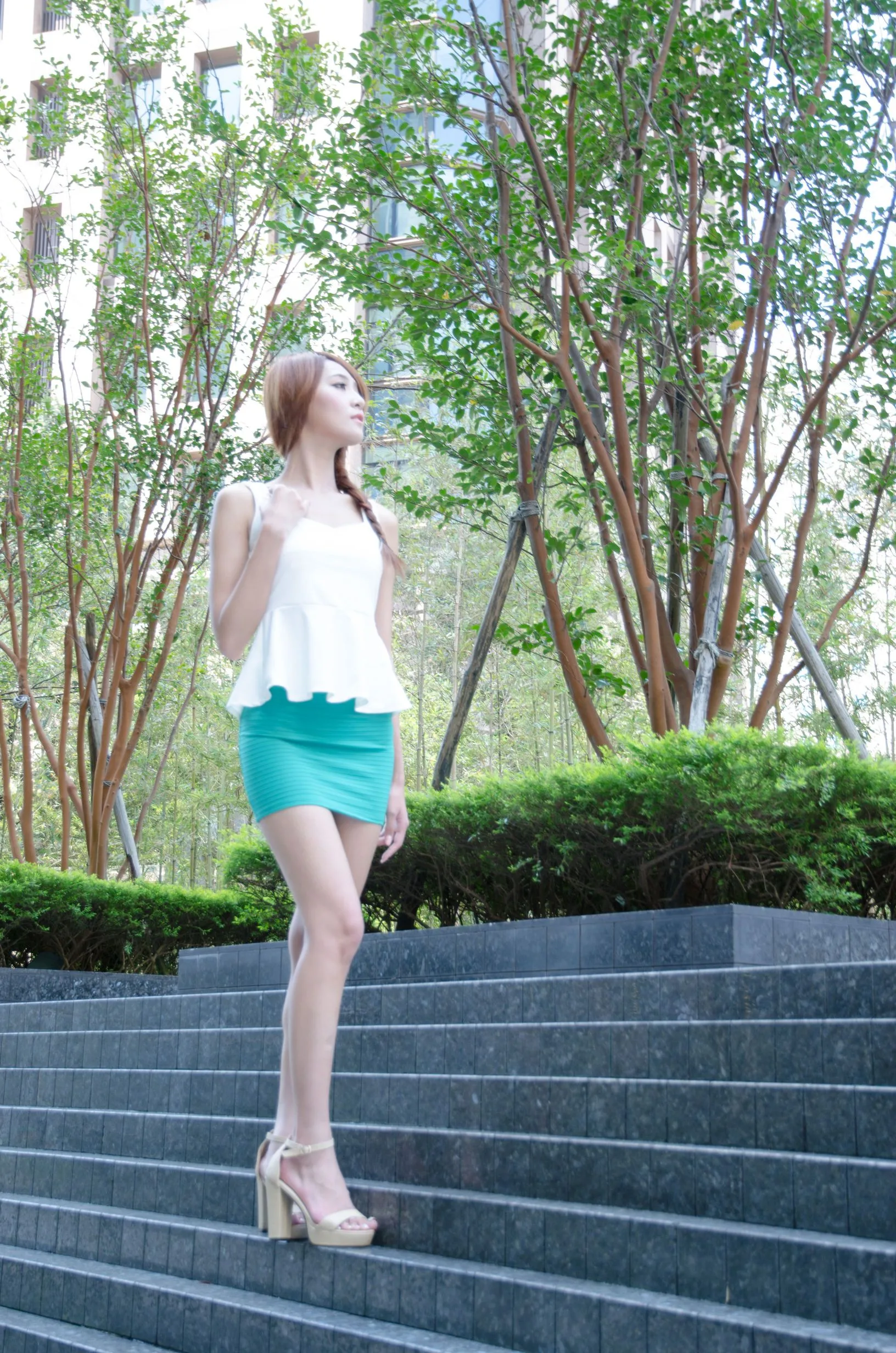 [Buổi chụp ảnh ngoài trời của Beautyleg] Winnie Xiaoxue - Bộ ảnh Ultra HD tại khu mua sắm Xinyi - 4