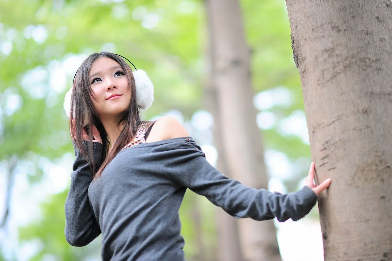 Buổi chụp ảnh vẻ đẹp ngoài trời - Vớ đen đời thực và một cô gái ngây thơ giống búp bê Barbie. - 53