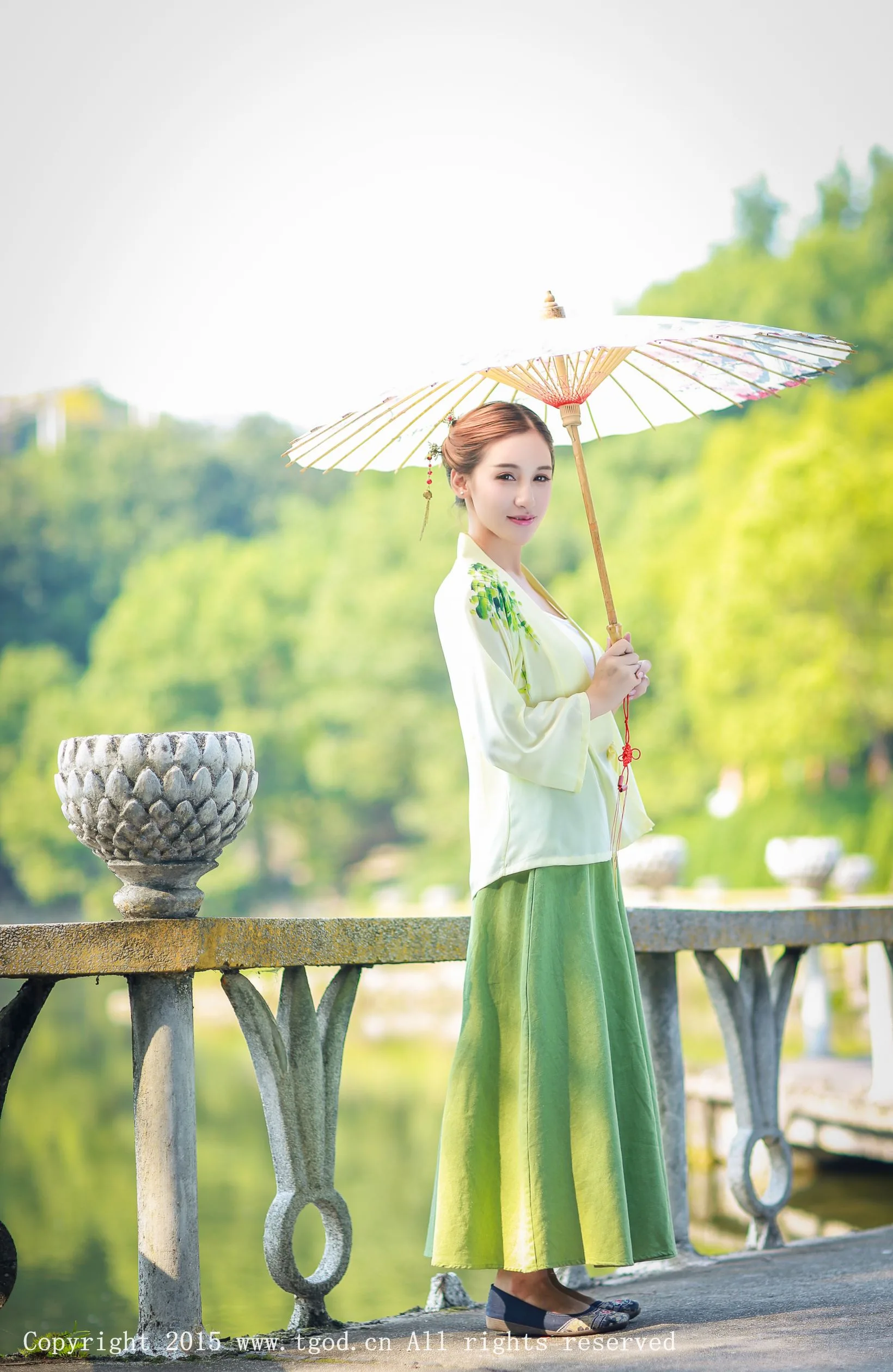 [TGOD đề cử Nữ thần] Nữ thần băng giá - Vẻ đẹp tươi tắn và cổ điển trong bộ ảnh Hanfu - 11