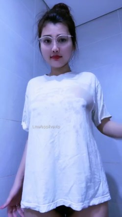 Lamonly ngoan xinh yêu cute của các anh đây